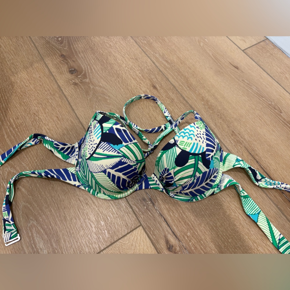 36C Aerie Swim Leaf Print Bikini Top